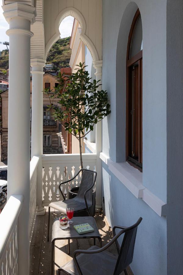 Puris Moedani Boutique Hotel 트빌리시 외부 사진